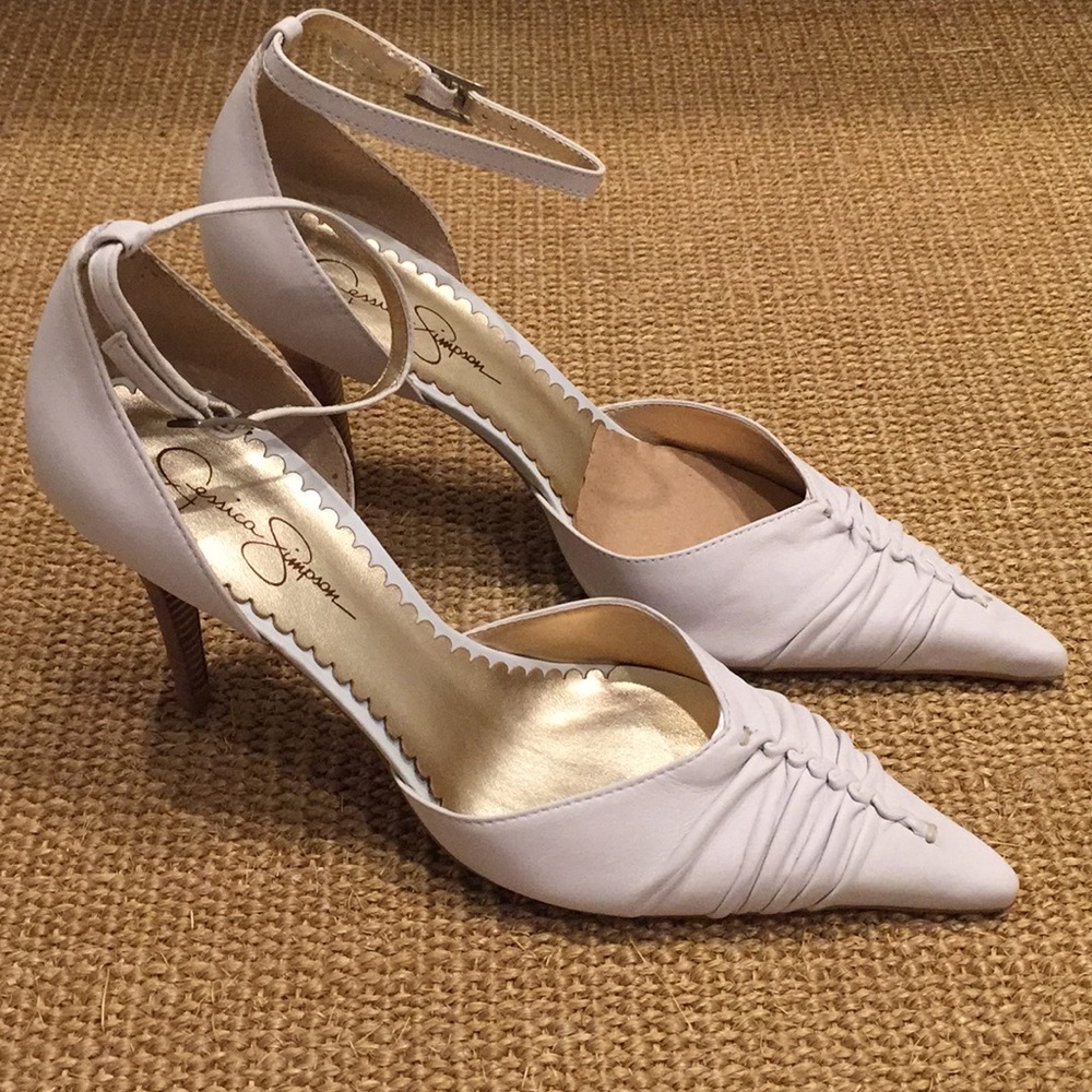 NWB-Jessica Simpson Off-White Ankle Strap 3 1/2”